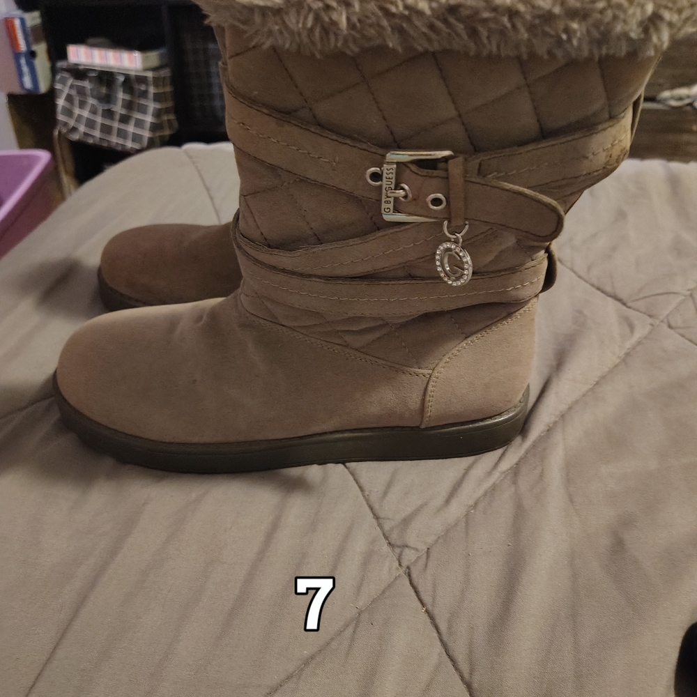Nwot Women's Guess Boots